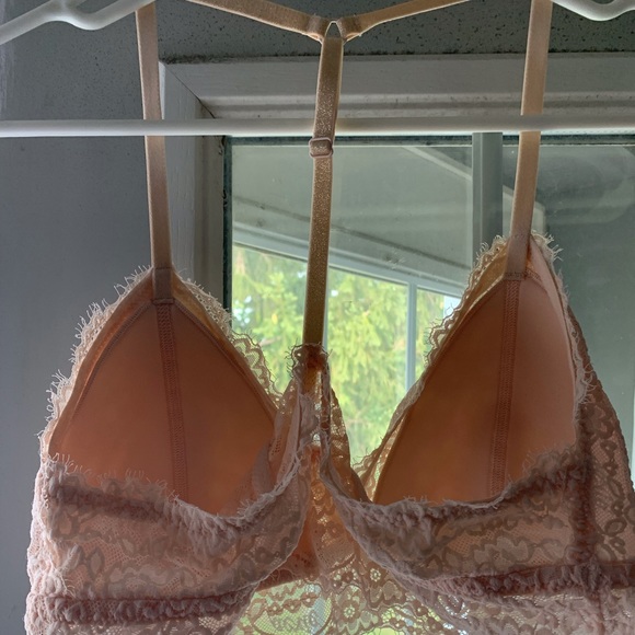 Missguided Pink Tropical Print Ruffle Dress - Picture 11 of 11